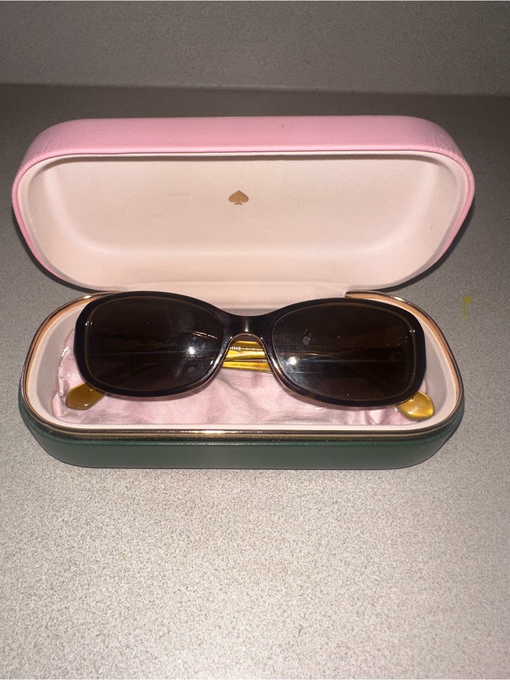 kate Spade Hello Sunshine Sunglasses with Case